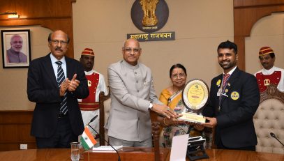 18.05.2023 : Governor felicitates Divyang Medallist of Abilympics