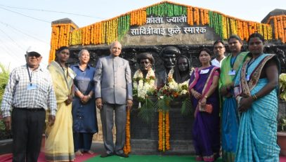 Governor visits Naigaon in Satara district, the birthplace of Krantijyoti Savitribai Phule