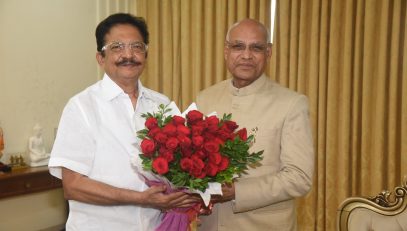 05.08.2023 : Former Governor CH. Vidyasagar Rao meets Governor