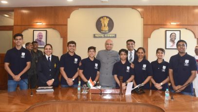 05.09.2023: जागतिक कराटे चॅम्पियनशिपमध्ये सहभागी होणाऱ्या खेळाडूंनी घेतली राज्यपालांची भेट