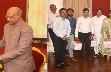 09.11.2023 : Governor distributes sweets to staff, workers on Diwali