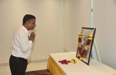 Floral Tributes paid to Loknayak Birsa Munda at Raj Bhavan