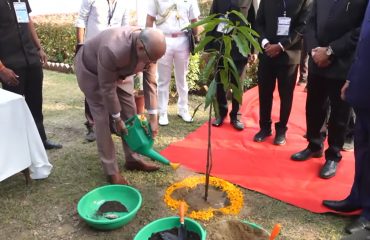 16.11.2023 : Governor inaugurates Induction Training of 77th batch of IRS