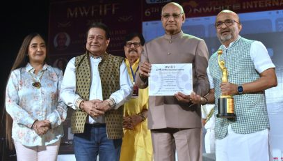 26.11.2023:  Governor attends the awards ceremony of the 6th Moonwhite International Film Festival at Andheri