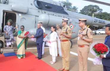 29.11.2023 : President of India Droupadi Murmu arrived in Pune on her 4 - day visit