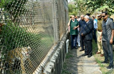 13.12.2023 : Governor visits Wildlife Research and Training Centre at Gorewada