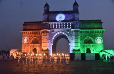 14.12.2023 : Governor attends Beating Retreat Ceremony on Navy Day