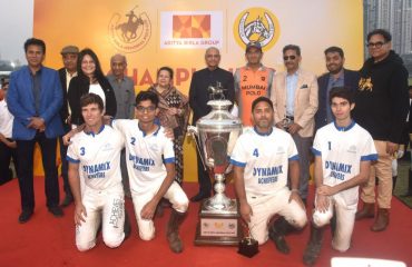 20.01.2024 : Maharashtra Governor Ramesh Bais presided over the prize distribution ceremony of the Aditya Birla Memorial Polo Cup organized by Aditya Birla Group at Mahalakshmi Race Course in Mumbai. The Governor presented the Aditya Birla Memorial Polo Cup to the winning team, 'Dynamix Achievers'. Director of the Aditya Birla Group Rajashree Birla, Group Chairman Kumar Mangalam Birla, Chairman of Business Review Council AK Agarwala, President of Amateur Riders Club Chairman Shyam Mehta, Vice President Nasir Jamal, former President Suresh Tapuria were among those present on the occasion. The final match of the Aditya Birla Memorial Polo Cup was played out between the finalist polo teams 'Dynamix Achievers' and 'Mumbai Polo'. The match was inaugurated by the Governor by throwing the ball into the playing area. The Governor also felicitated players from both teams and the umpires.