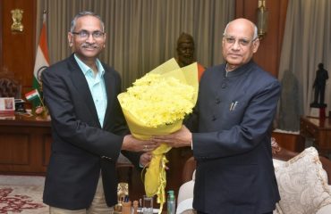 23.02.2024 : Vice Chancellor of COEP Technological University meets Governor