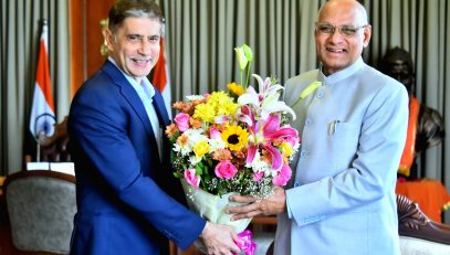 21.03.2024 : Newly appointed Commissioner / Administrator of BMC Bhushan Gagrani called on Governor