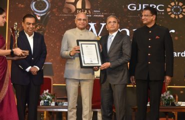 30.03.2024 :  Governor presents Gem & Jewellery Export Promotion Awards