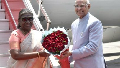04.04.2024: Governor welcomes President of India Droupadi Murmu in Mumbai