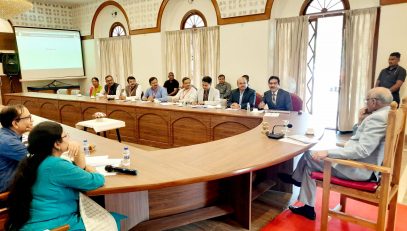 23.05.2024 : Governor helds meeting with Karmaveer Bhaurao Patil University officials