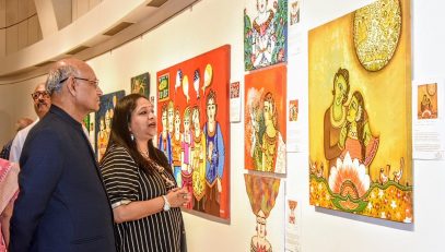 05.07.2024:  Maharashtra Governor Ramesh Bais visited Nandini's Verma's Art Exhibition 'Flow of Life' and admired her paintings at Jehangir Art Gallery in Mumbai.
