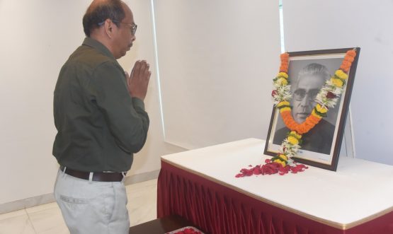 Tributes paid to Vasantrao Naik on Jayanti