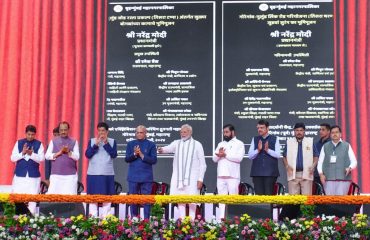 PM presides over the inauguration, Ground Breaking and Foundation Stone Laying Ceremony of various developmental projects in Mumbai