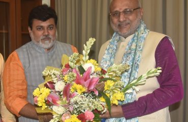 05.08.2024 : Industries Minister Uday Samant meets Governor