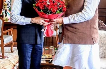 Commissioner and Administrator of BMC Bhushan Gagrani called on Maharashtra Governor