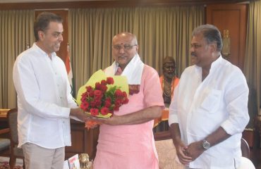 29.08.2024: Former Union Minister G. K. Vasan and Member of Parliament   Milind Deora meets Governor