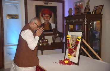 Governor offeres floral tributes to the portrait of Krantivir Umaji Naik