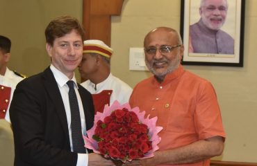 Governor interacts with members of the Finnish Parliamentary delegation of Commerce Committee led by Mr. Sakari Puisto