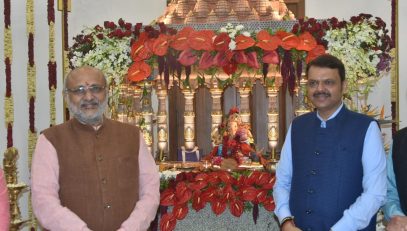 17.09.2024 : Governor visits Dy CM Fadnavis residence for Ganesh Darshan