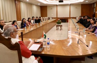 24.10.2024: A group of 11 probationary IAS officers of 2023 batch meets Governor