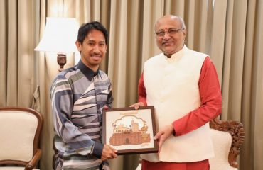 24.10.2024: Consul General of Malaysia in Mumbai Ahmed Zuwairi Yusoff meets Governor