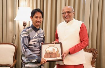 24.10.2024: मलेशियाचे मुंबईतील वाणिज्यदूत अहमद झुवैरी युसोफ यांनी घेतली राज्यपालांची भेट