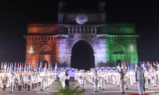 14.12.2023 : नौसेना दिनानिमित्त राज्यपालांच्या उपस्थितीत बिटिंग रिट्रीट समारोह