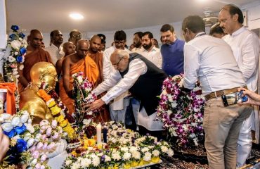 06.12.2024: Governor offers floral tributes to Bharat Ratna Dr Babasaheb Ambedkar