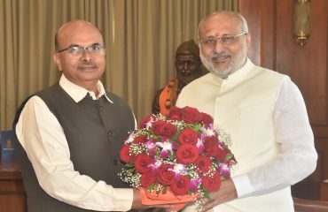 09.01.2025: Vice Chancellor of Shivaji University Dr. Digambar Shirke called on Maharashtra Governor
