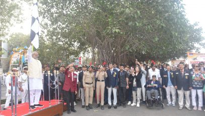 12.01.2025: राज्यपालांनी सैन्य दलातील अधिकारी व जवानांच्या वार्षिक संचलनाला रवाना केले