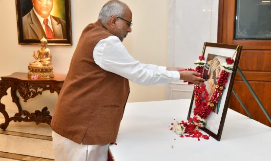 19.02.2025: Governor pays tribute to Shivray at Raj Bhavan