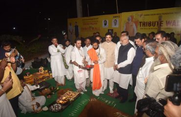 Governor Radhakrishnan, CM Devendra Fadnavis perform Bhumipujan of Tribute Wall