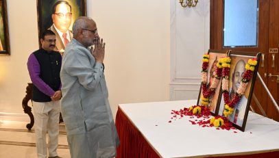 30.04.2025: Governor pays tributes to Rashtra Sant Tukadoji Maharaj, Mahatma Basaveshwar