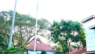 01.05.2025: 66th Maharashtra State Foundation Day: Governor Radhakrishnan hoists national flag at Raj Bhavan
