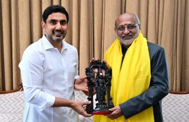 07.05.2025 : आंध्रप्रदेश राज्याचे मंत्री नारा लोकेश यांनी घेतली राज्यपालांची भेट