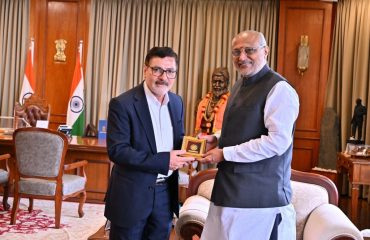 Acting Consul General of the Islamic Republic of Iran, Hassan Mohsenifard meets Governor