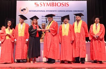 Governor presides over the Convocation ceremony of Symbiosis International University in Pune