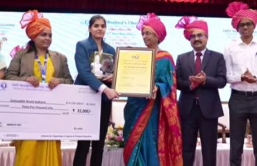 05.07.2025: The 110th Foundation Day of SNDT Women’s University was celebrated at the Patkar Hall of the University at Marine Lines in Mumbai. Dr Dnyaneshwar Mulay, Advisor, National Skill Development Corporation and former Secretary, Government of India presided.   
Former Chief Secretary Sujata Saunik and well known Entrepreneur Dr Kalpana Saroj were felicitated on the occasion.  Secretary to the Governor Dr Prashant Narnavare and Vice Chancellor of the University Prof Ujwala Chakradeo presented the Best College, Best Teacher and Best Non Teaching Staff awards of the University. M N College of Home Science was given the Best College Award. Best Teacher (Univ Deptt) Dr Sheetal More, Deptt of Music, Pune Campus and Best Teacher (Affiliated College) Dr Ravindra Katyal, M N College, Mumbai. Best Non Teaching Staff Supriya Suresh Bharati from College of Pharmacy, Mumbai.  Dr Sanjay Inamdar, Member of the Governance Board, CoEP Tech and Founder, FULCON, S. Ramamoorthy,  Deputy Secretary to the Governor and Sudhir Thackersey of the Thackersey family were present. Pro Vice Chancellor of the University Prof Ruby Ojha and Registrar Dr. Vilas Nandavadekar made introductory remarks.