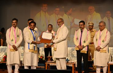 12.07.2025 : Governor presided over the 1st Annual Convocation of the National Academy of Defence Production (NADP)