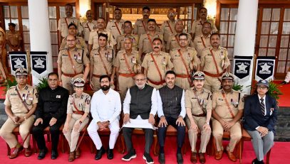 29.07.2025:  Governor presents Police Medals to 106 Police Officers, Personnel
