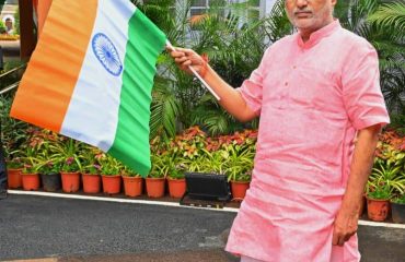 14.08.2025:Governor waves the National Tricolour ahead of Independence Day under the #HarGharTiranga campaign