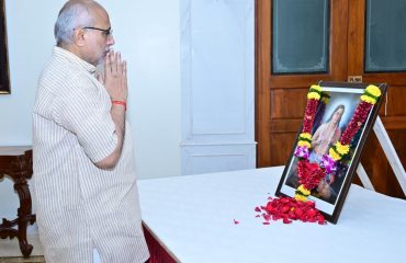 25.08.2025 : श्रीचक्रधर स्वामी यांना राज्यपालांचे अभिवादन