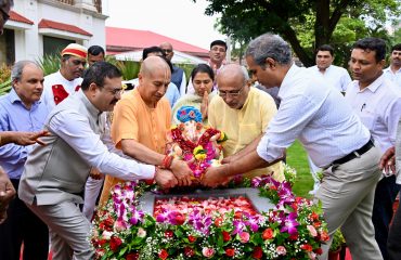 Governor's Eco-friendly Ganesh moorty immersed in artificial pond