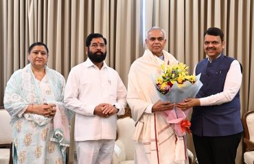 14.09.2025 : महाराष्ट्राचे पद निर्देशित राज्यपाल तसेच सध्याचे गुजरातचे राज्यपाल आचार्य देवव्रत यांचे राजभवन येथे स्वागत