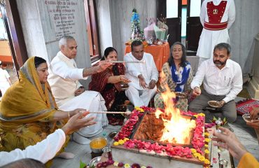 15.09.2025 : Governor visits historic Arya Samaj in Girgaum, Mumbai