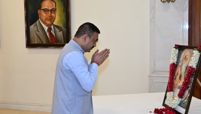 07.10.2025:   Floral tributes were offered to the portrait of Maharshi Valmiki on the occasion of his birth anniversary at Raj Bhavan, Mumbai. Secretary to the Governor Dr. Prashant Narnaware offered floral tribute to the portrait of Maharshi Valmiki on the occasion. Deputy Secretary to the Governor S. Ramamoorthy, Comptroller of the Governor’s Households Dr Nishikant Deshpande, ADC to the Governor Lt.  Vikram Kumar, officers and staff of Raj Bhavan also paid their tributes to Maharshi Valmiki.
