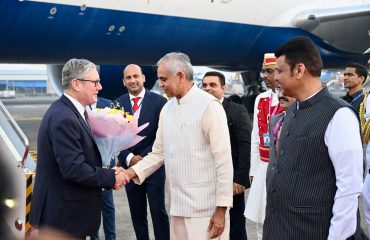 UK PM Keir Starmer arrives in Mumbai; Governor, CM welcome him